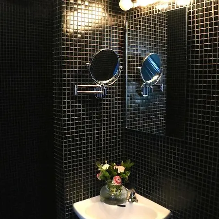 Le 66 Bed & Breakfast 4*