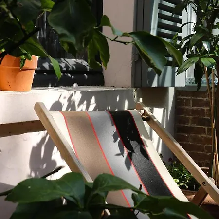 Oda ve Kahvaltı Le 66 4*