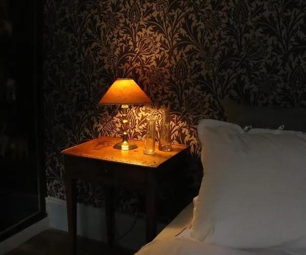 Le 66 Bed & Breakfast Paris