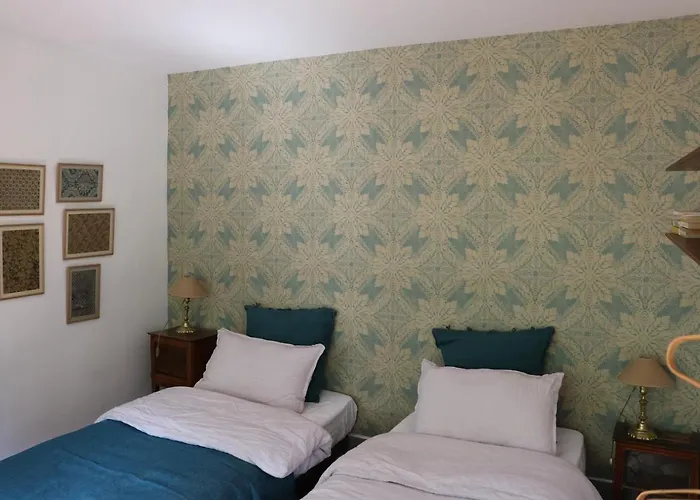 Le 66 Bed & Breakfast Paris