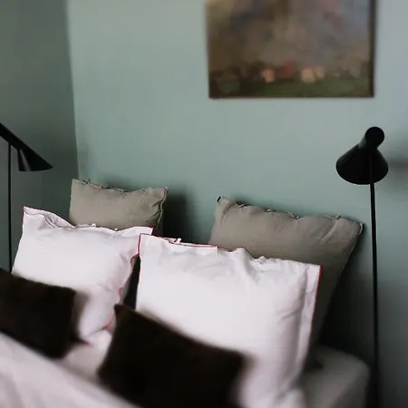 لو 66 4* باريس